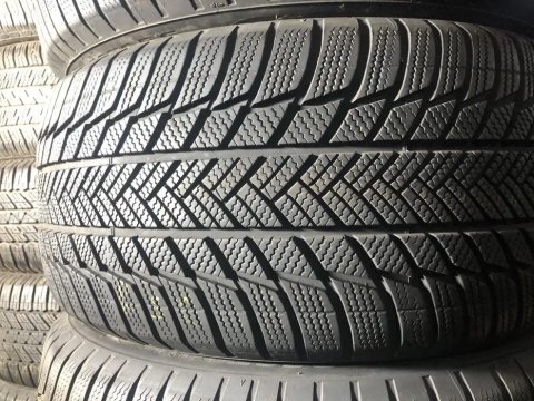 265/50 R19 Bridgestone Blizzak Lm 001 шини б/у зима комплект