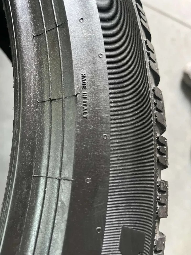 285/40/22 R22 Pirelli Scorpion Winter 2 4шт нові зима — фото 5