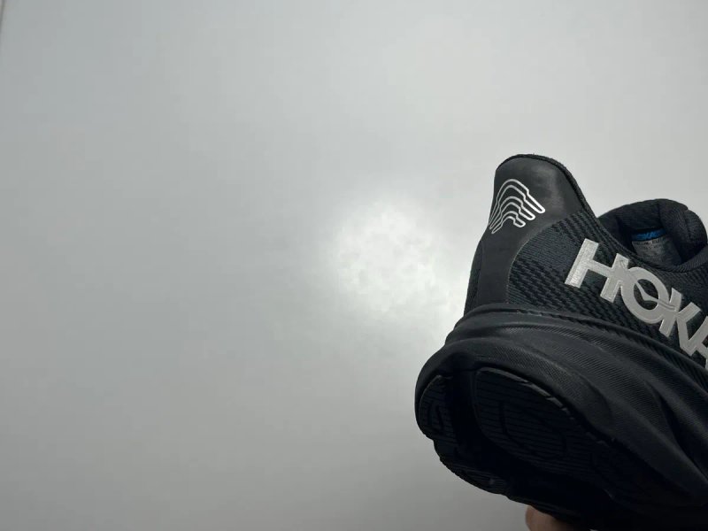 45-29см ОРИГІНАЛ 100% Кросівки HOKA CLIFTON 9 GORE-TEX BLACK 1141470F BBLC — фото 5