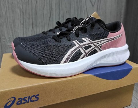 37,5 Asics Patriot 14 оригінальні жіночі спортивні кросовки