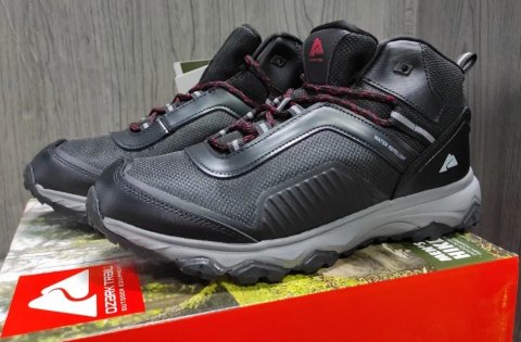 44,5 чоловічі водовідштовхуючі кросовки Ozark Trail