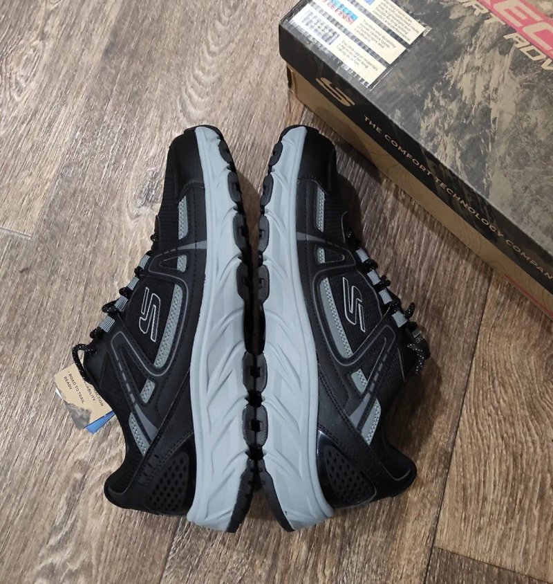 44,5 Skechers оригінальні чоловічі кросовки — фото 3