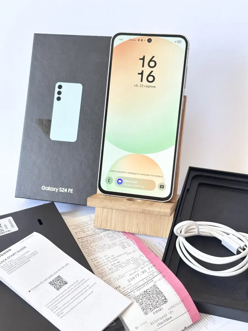 8/128Gb Samsung S24 FE Офіційний! Чек! Відмінний стан! — фото 2