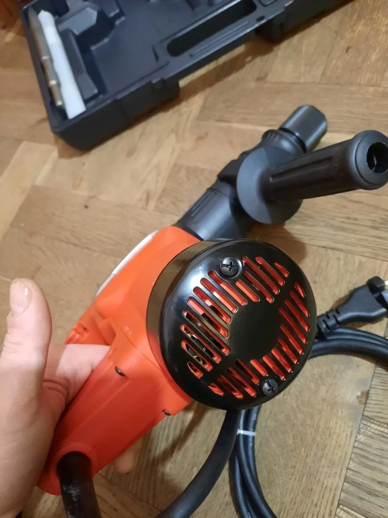 Абсолютно новий,оригінал!!Відбійний молоток Makita M8600,900вт,7.2дж,патрон HEX-17мм — фото 6