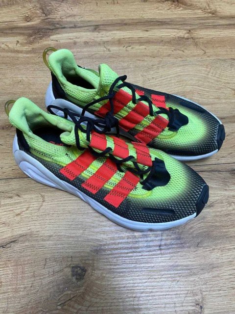 Adidas оригінал кросівки 40 розмір неонові стильні