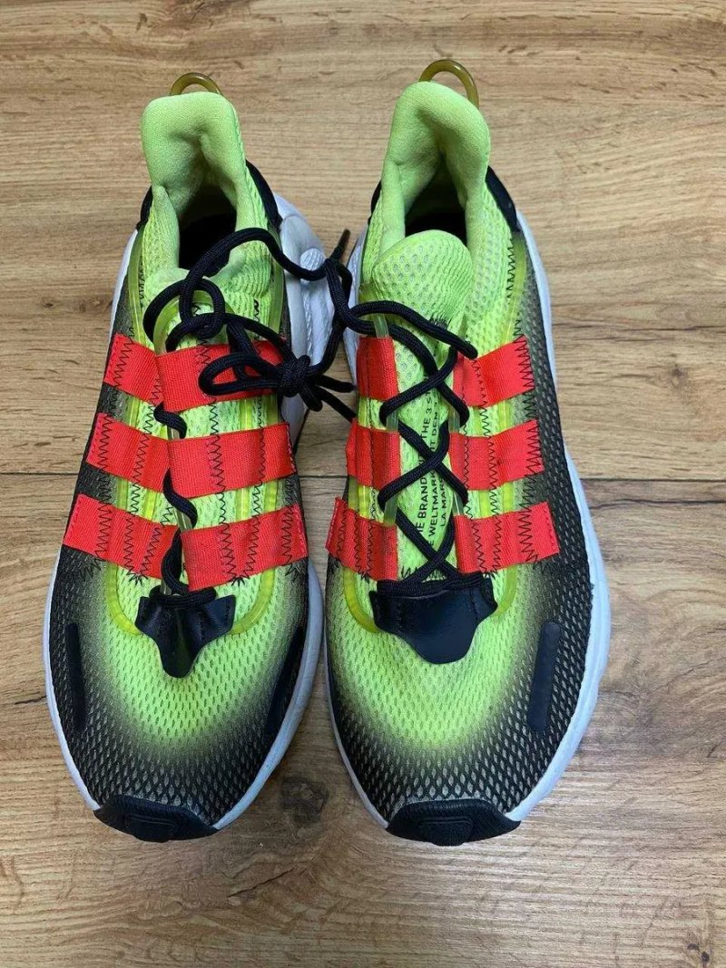 Adidas оригінал кросівки 40 розмір неонові стильні — фото 2