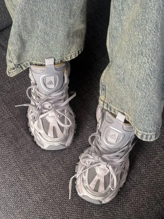 Adidas Vento XLG Deluxe Grey трендові жіночі кросівки на платформі — фото 6