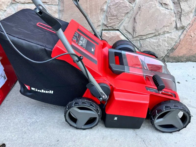 Аератор-скарифікатор EINHELL GE-SA 36/35 Li - Solo без аку і зарядки !!! тріщина!!! один вал!!! — фото 4