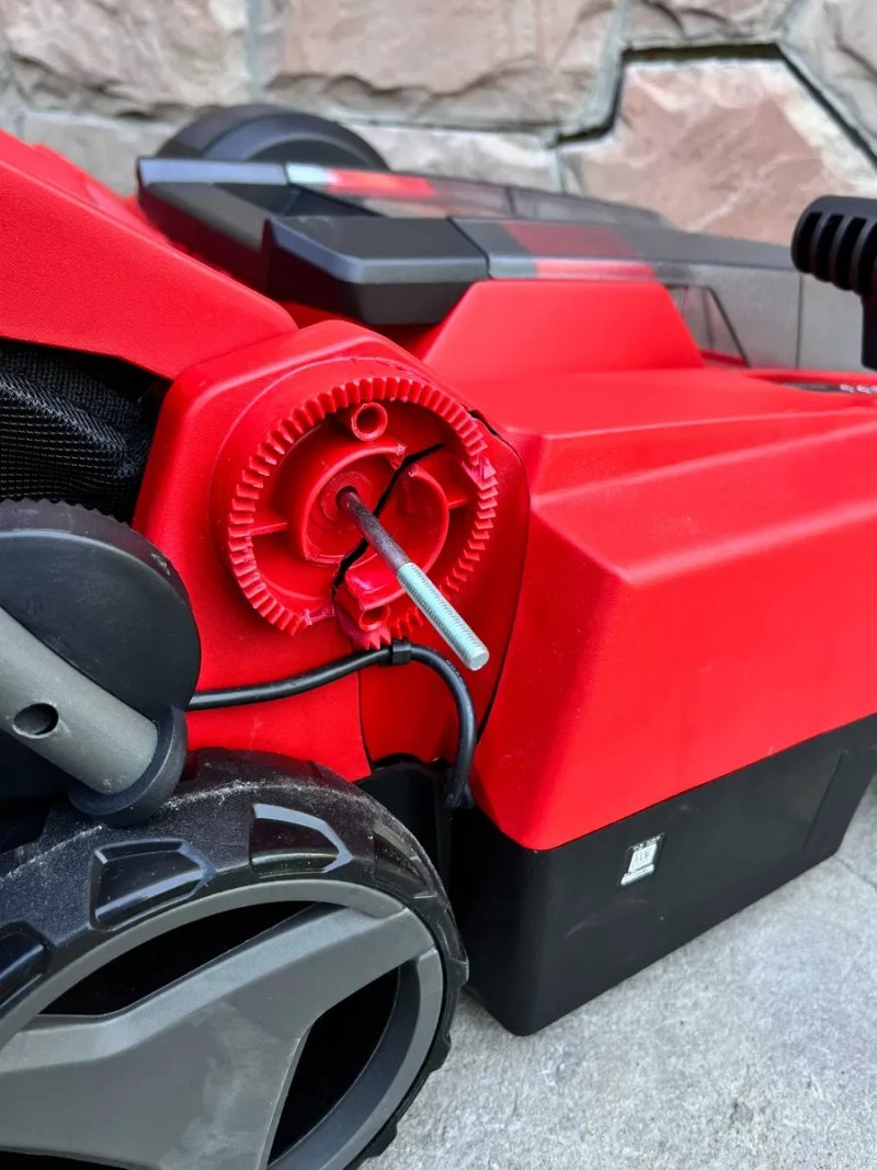 Аератор-скарифікатор EINHELL GE-SA 36/35 Li - Solo без аку і зарядки !!! тріщина!!! один вал!!! — фото 7