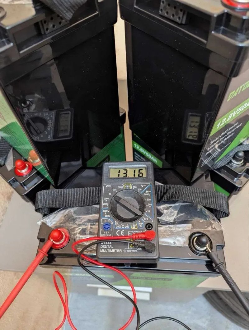 Аккумуляторная батарея DATOUBOSS, Mfuzop LiFePO4 Литий-железо-фосфатный 12.8V 50Ah 640Wh BMS 53704. 2026 рік - для інвертора, сонячних систем, ДБЖ. — фото 3