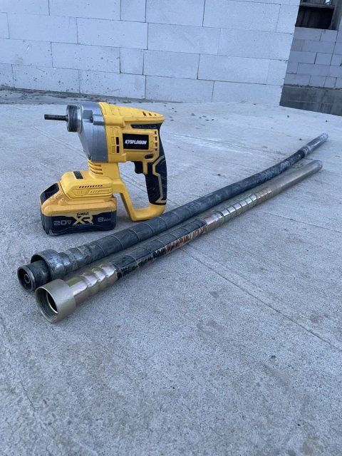 Аккумуляторный вибратор Dewalt
