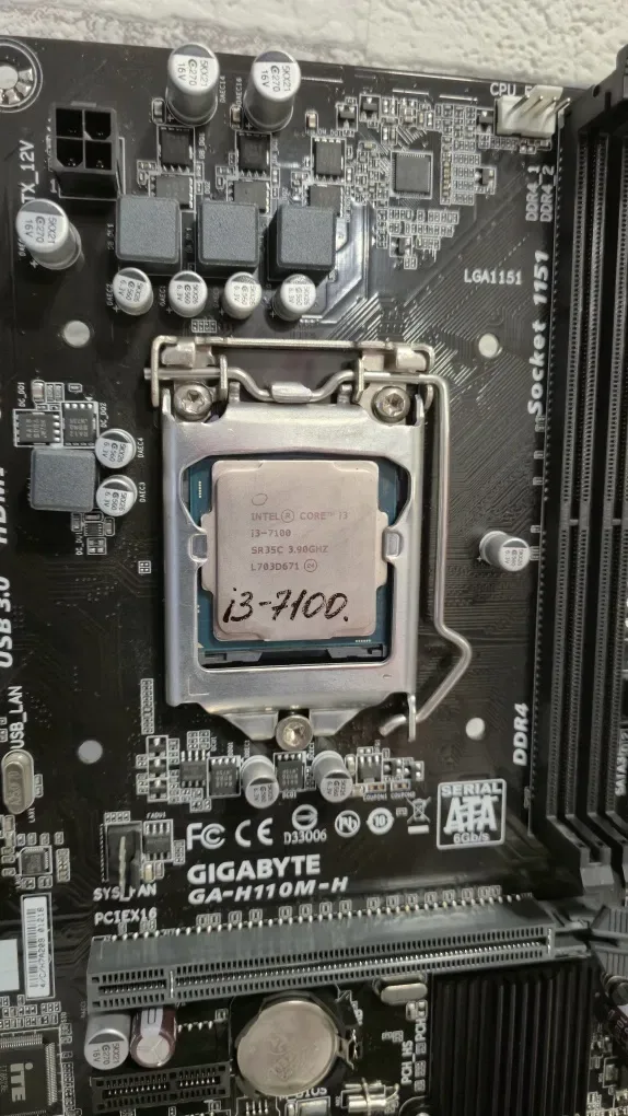 АКЦІЯ! Материнська плата Gigabyte GA-H110M-H з процесором Intel Core i3-7100, s1151, ddr4, HDMI VGA, mATX — фото 3