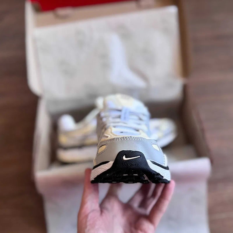 ‼️Акція / Останні Розміри‼️Кроссовки Мужские Nike P6000 White/Yellow /Кросівки Чоловічі Найк Р 6000 Coconut Milk — фото 5