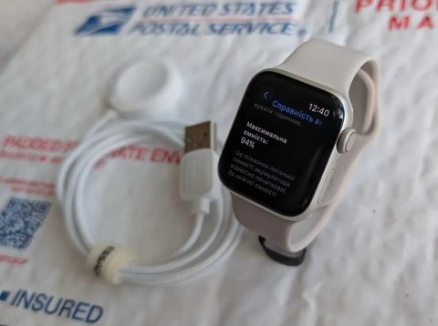 Актуальні справні iOS 26.6 акб 94 % Apple Watch SE 2 nd gen 40 mm Starlight
