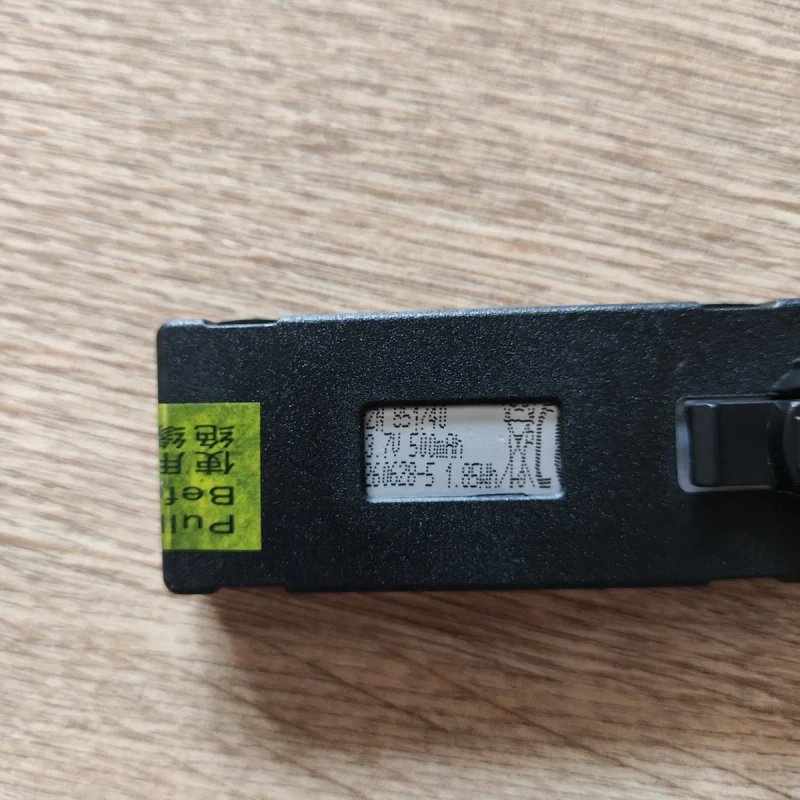 Акумулятор на 500 та 1800mAh на Квадрокоптер дрон Е88,E99,P1,K3, P10,A13  S98 — фото 8