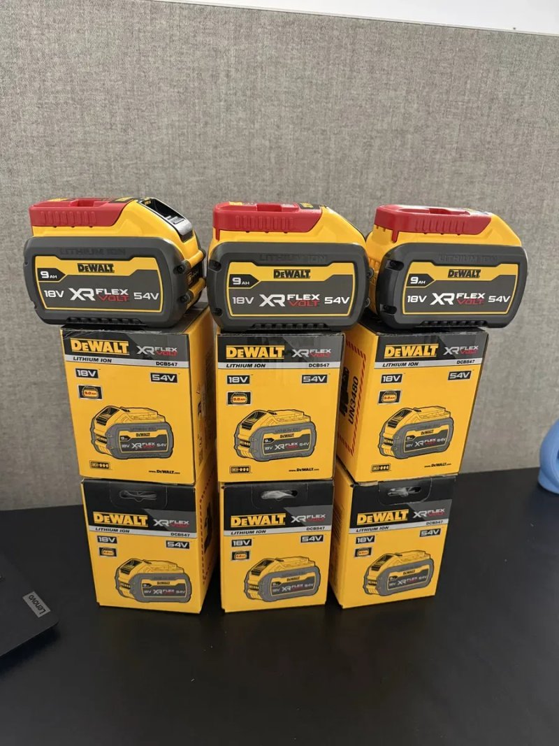 Акумулятори DeWalt 18V 4Ah (DCB182) 5Ah (DCB184)FLEXVOLT 54V 6Ah(DCB546) 9Ah (DCB547) Зарядні пристрої — фото 3