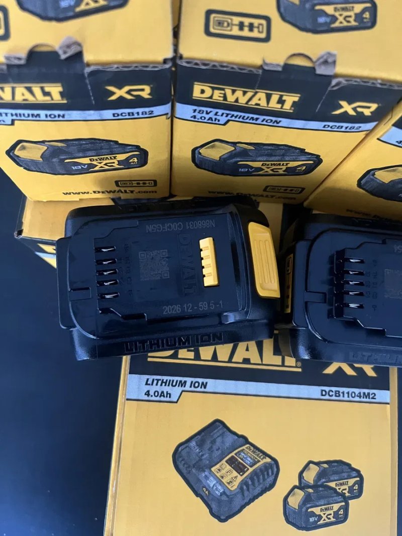 Акумулятори DeWalt 18V 4Ah (DCB182) 5Ah (DCB184)FLEXVOLT 54V 6Ah(DCB546) 9Ah (DCB547) Зарядні пристрої — фото 7