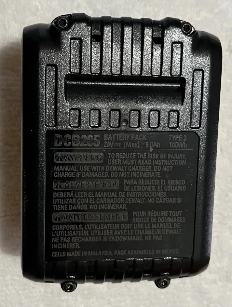 2025 Акумуляторна батарея DEWALT DCB205 (DCB184) Li-Ion 5Ah 18/20V MAX XR — фото 3