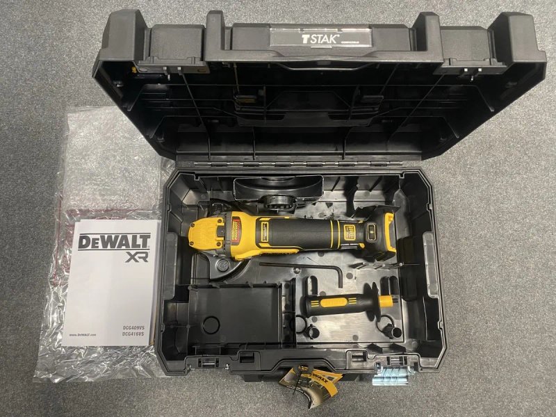 Акумуляторна кутова шліфувальна машина DeWALT DCG409VSNT девальт болга — фото 2