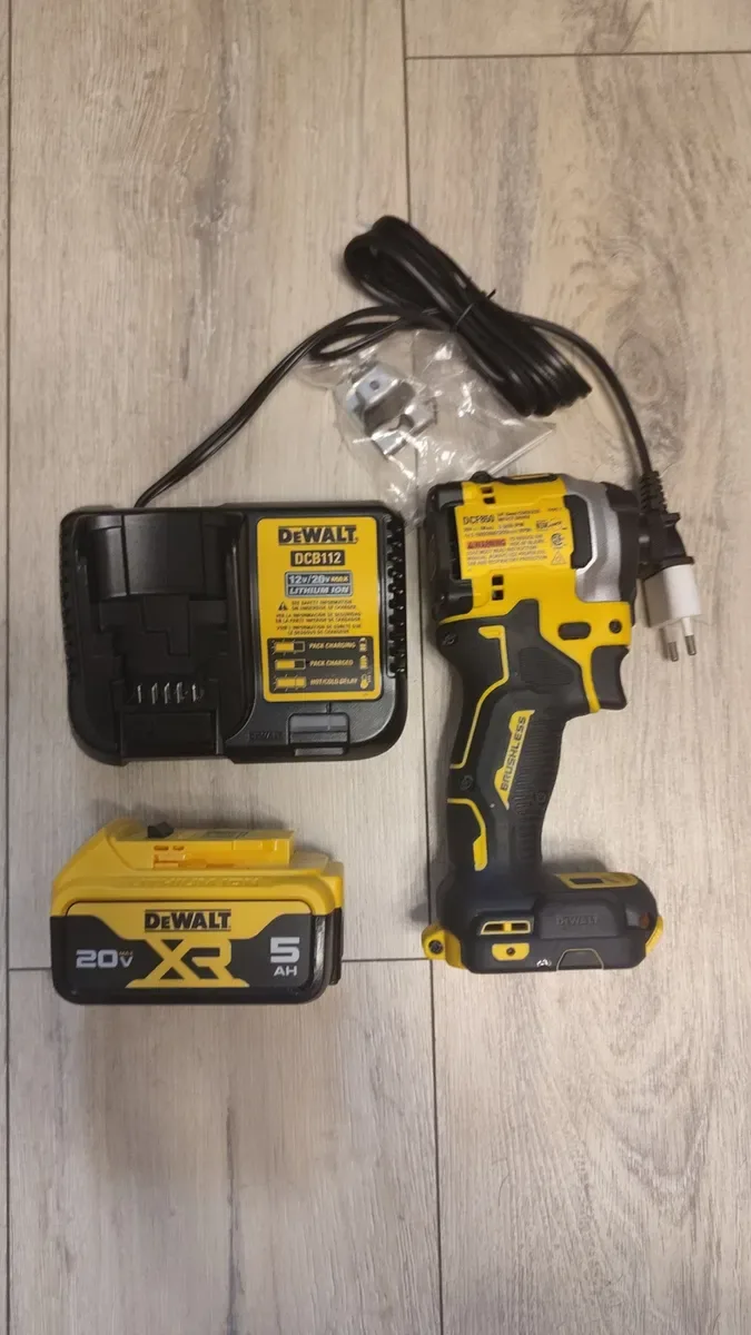 Акумуляторний безщітковий гайковерт DEWALT DCF850B ATOMIC 206Hm США — фото 2