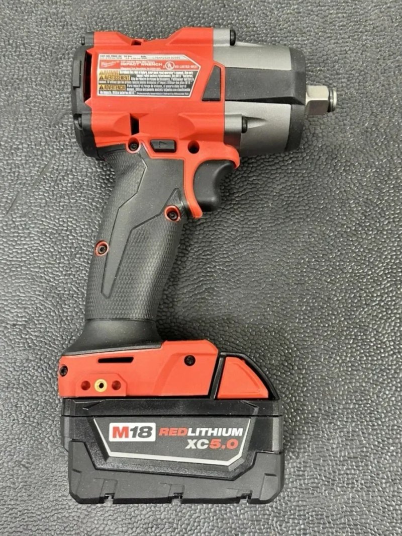 Акумуляторний ударний гайковерт 1/2" Milwaukee 2962-20 (FMTIW2F12-0X) M18 FUEL 880Hm — фото 3