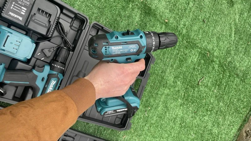 Акумуляторний ударний шуруповерт Makita DF330DWE — фото 3