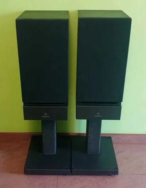 Акустическую систему Linn Helix LS150 и Castle Severen 2SE в хорошем состоянии.