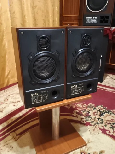 Акустичні системи "S30 Radiotehnika"