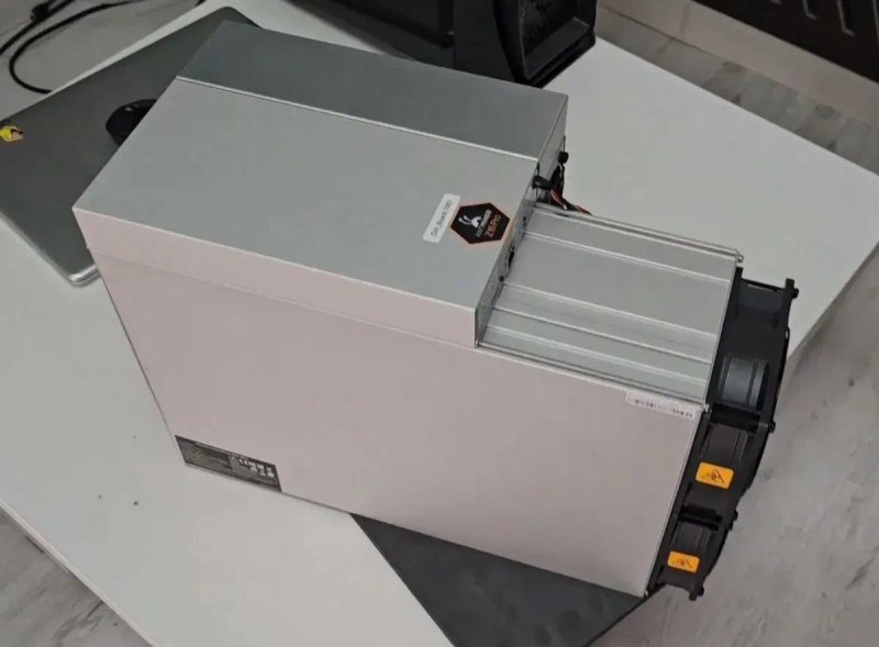 Antminer Z15 Pro 860 K/sol | Гарантія, майнер, Bitmain — фото 5