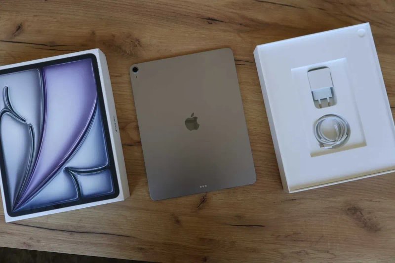 Apple iPad Air 13 2025 128Gb M3 Space Gray A3268 Wi-Fi Оригінал! — фото 4