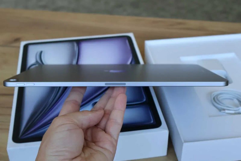 Apple iPad Air 13 2025 128Gb M3 Space Gray A3268 Wi-Fi Оригінал! — фото 8