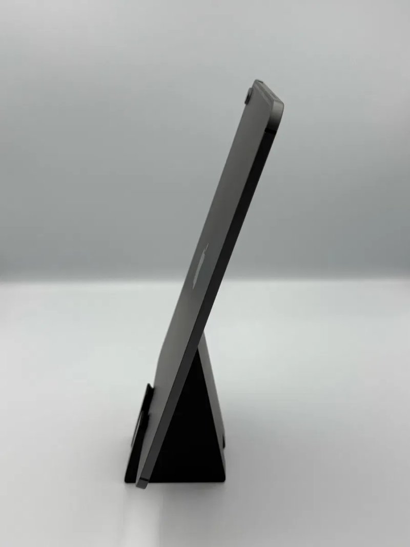 Apple iPad Air 5 M1 процесор 64 gb Space Gray WiFi  гарантія для навчання ігор, чудовий стан — фото 3
