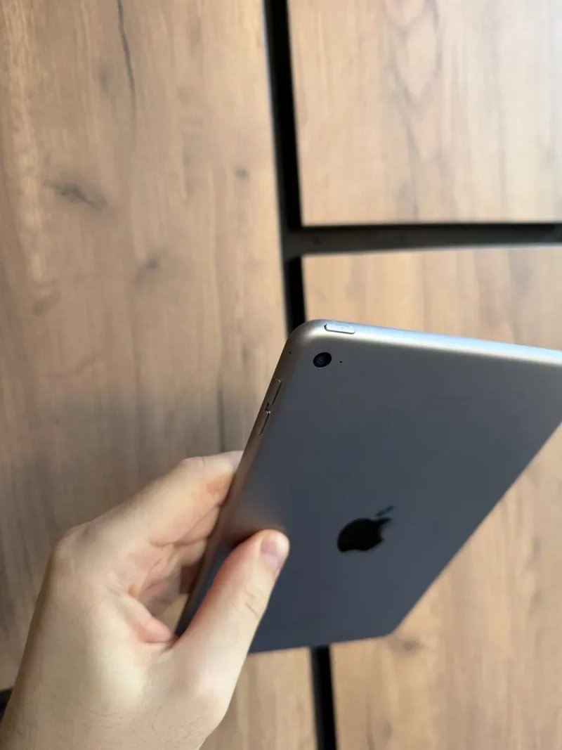 Apple iPad Mini 4 128gb Wi-Fi a1538 — фото 6