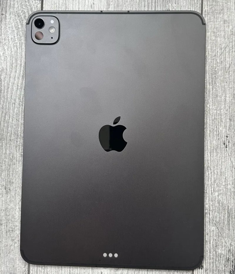 Apple iPad Pro 11 m5 LTE — фото 4
