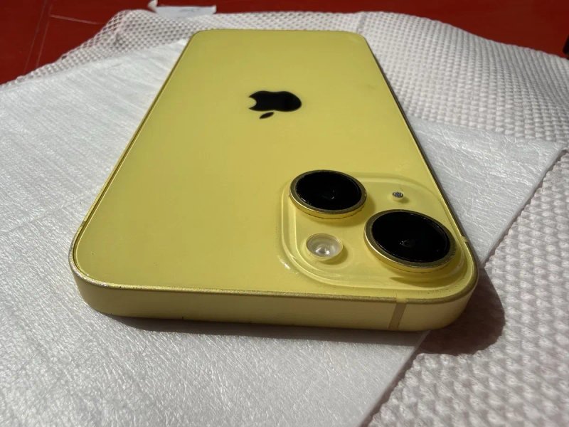 Apple iphone 14 256gb yellow — фото 5