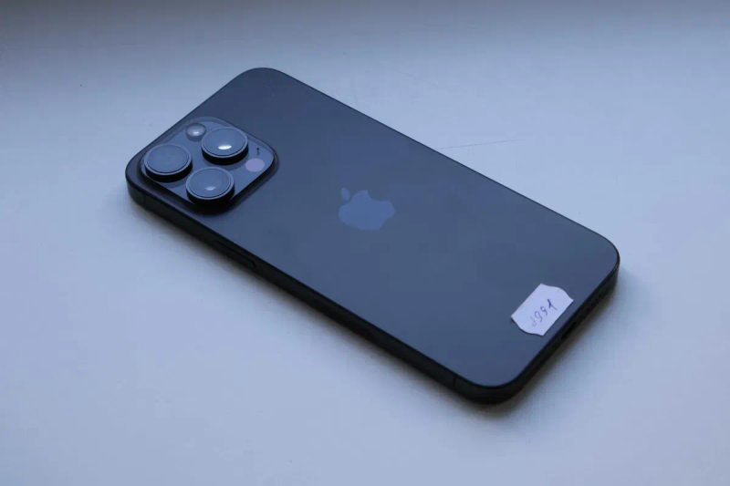 Apple Iphone 15 Pro Max 256Gb Black Titanium Neverlock Оригінал! — фото 4