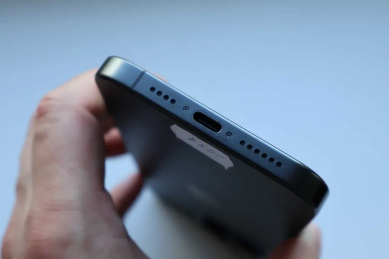 Apple Iphone 15 Pro Max 256Gb Black Titanium Neverlock Оригінал! — фото 6