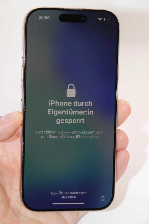 Apple iPhone 16 Pro 256GB Desert Titanium, ідеальний стан,заблокований по Icloud! На запчастини!
