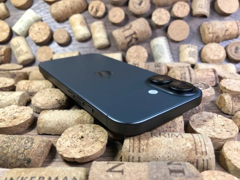 Apple iPhone 17 256Gb Black. Фактично новий, батарея 100%, усього 39 циклів! — фото 3