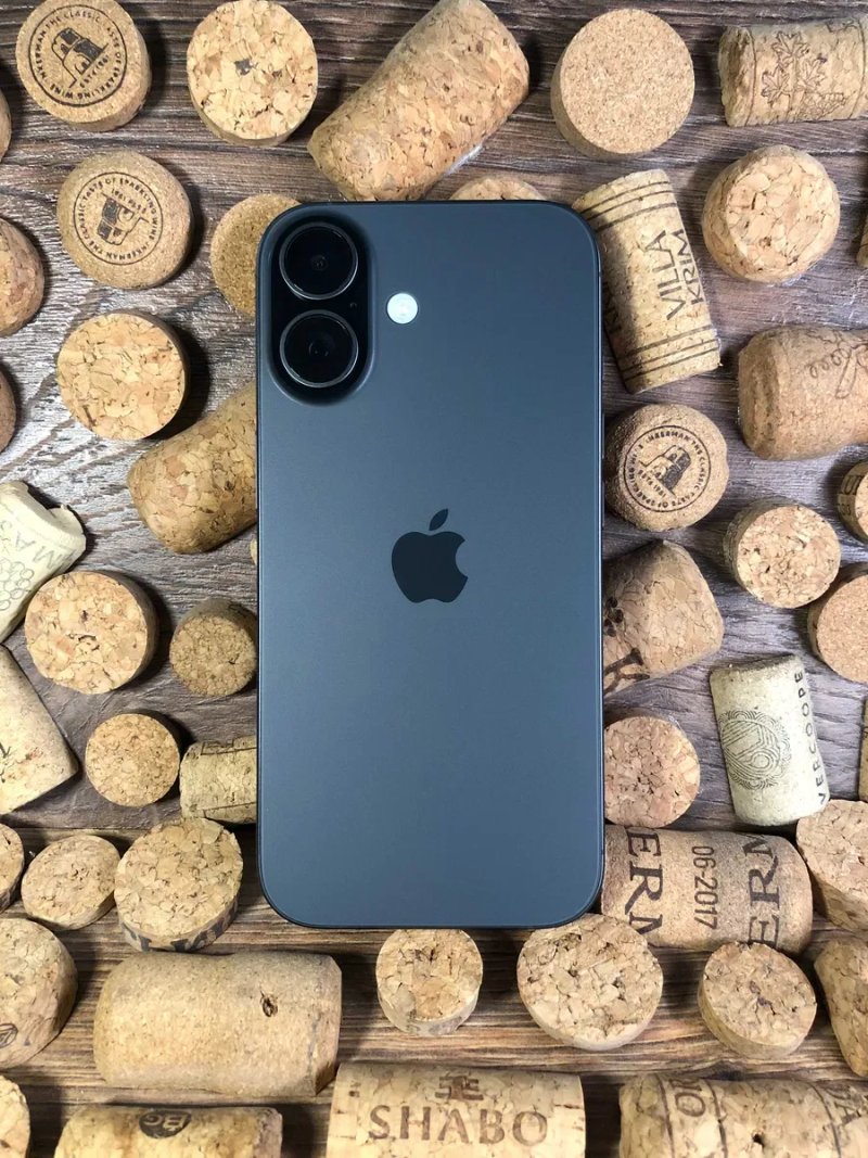 Apple iPhone 17 256Gb Black. Фактично новий, батарея 100%, усього 39 циклів! — фото 5