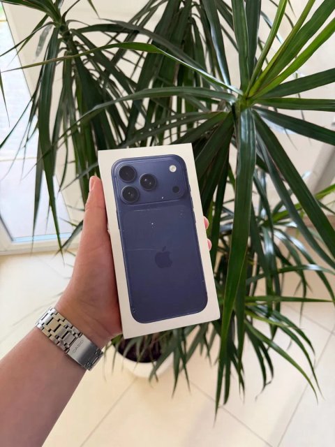 Apple iPhone 17 Pro 256GB  Deep Blue | ГАРАНТІЯ ВІД МАГАЗИНУ!