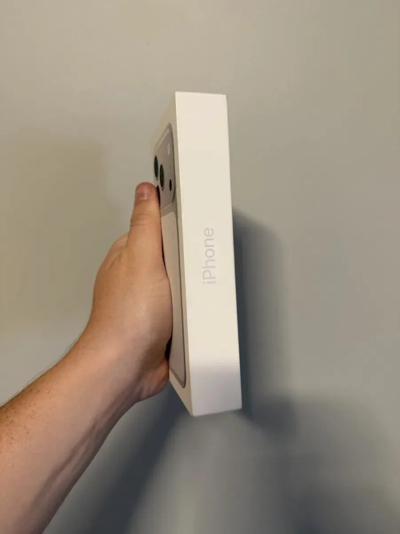 Apple iPhone  17 Pro 512Gb. ( Silver ) — фото 2