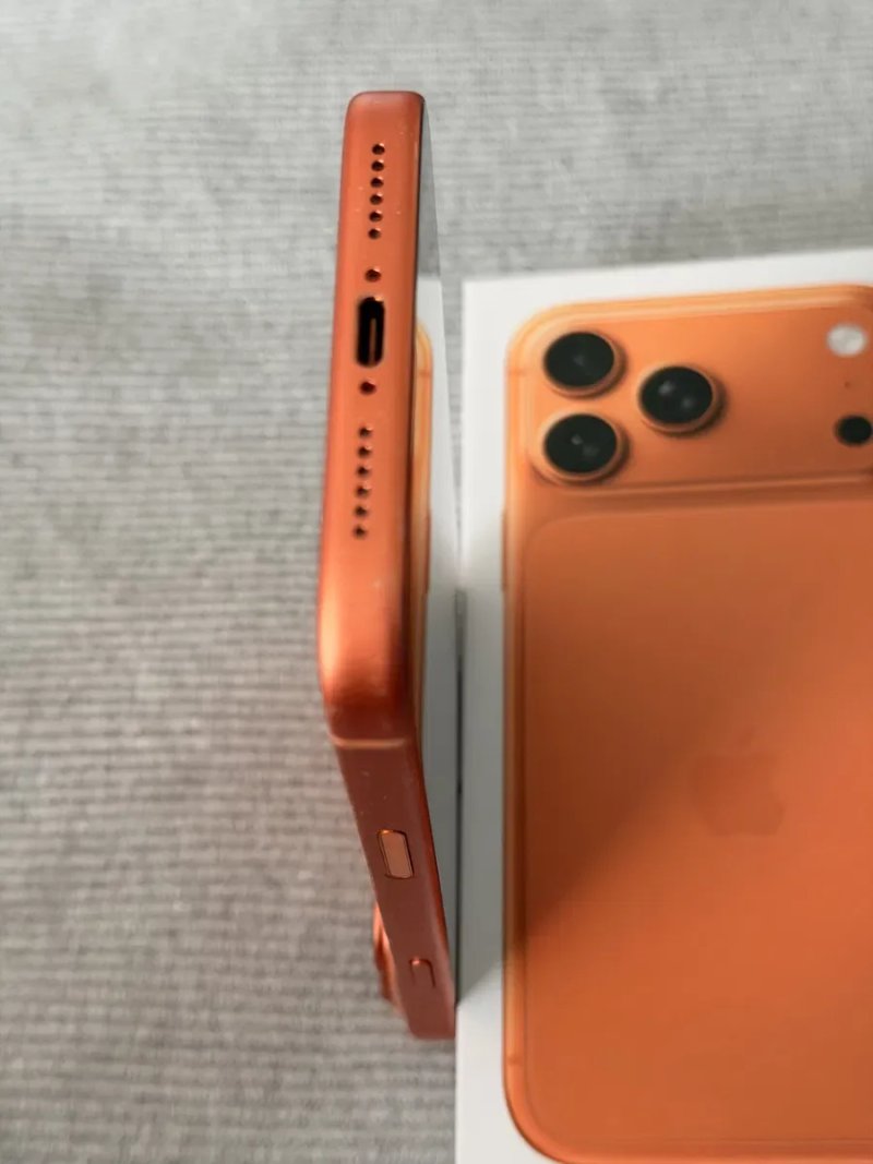Apple iphone 17 Pro Max 256 Orange — фото 4