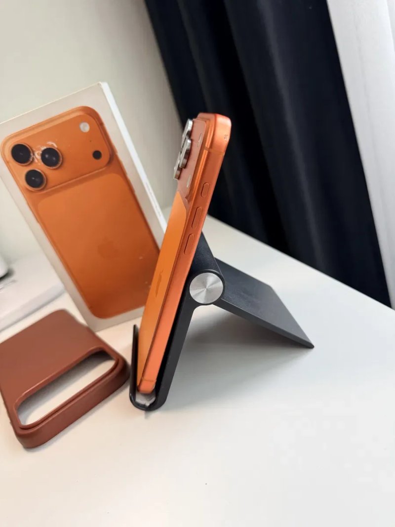 Apple iPhone 17 Pro Max 256GB Cosmic Orange!! 1180$ — фото 3