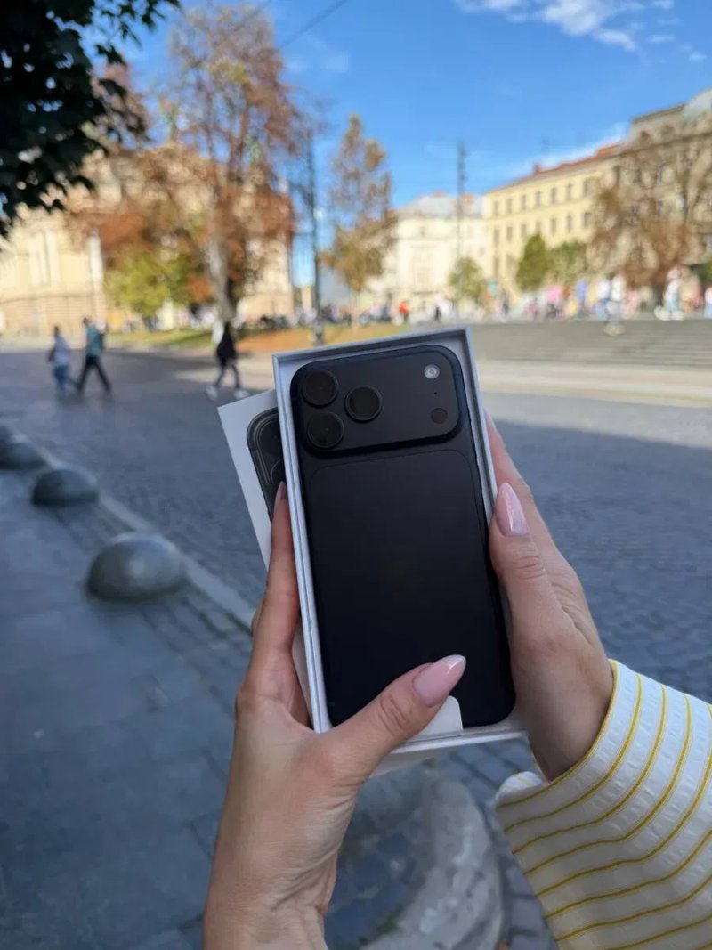 Apple iPhone 18 Pro Max 256GB. / 512Gb. Black — фото 2