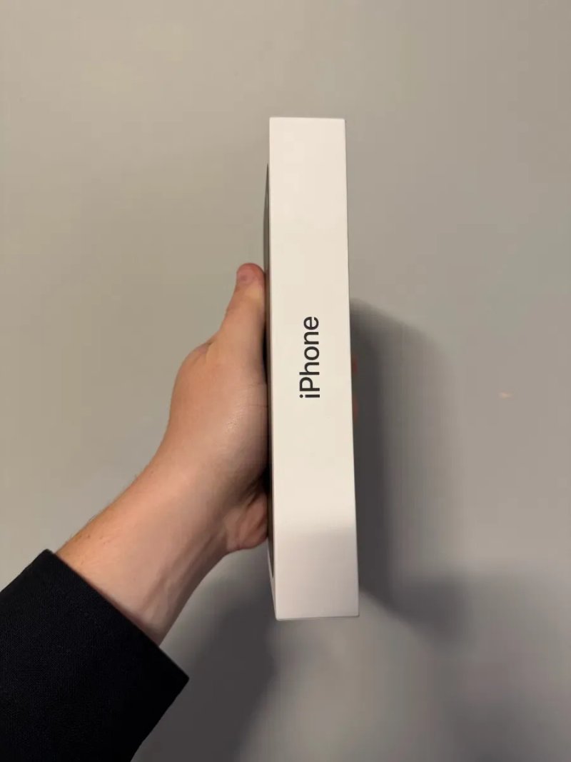 Apple iPhone 18 Pro Max 512Gb. ( Black ) — фото 2