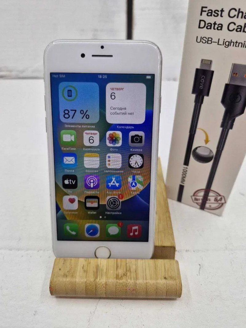 Apple iPhone 8 64GB смартфон  | Батарея НОВА | Хороший стан — фото 2