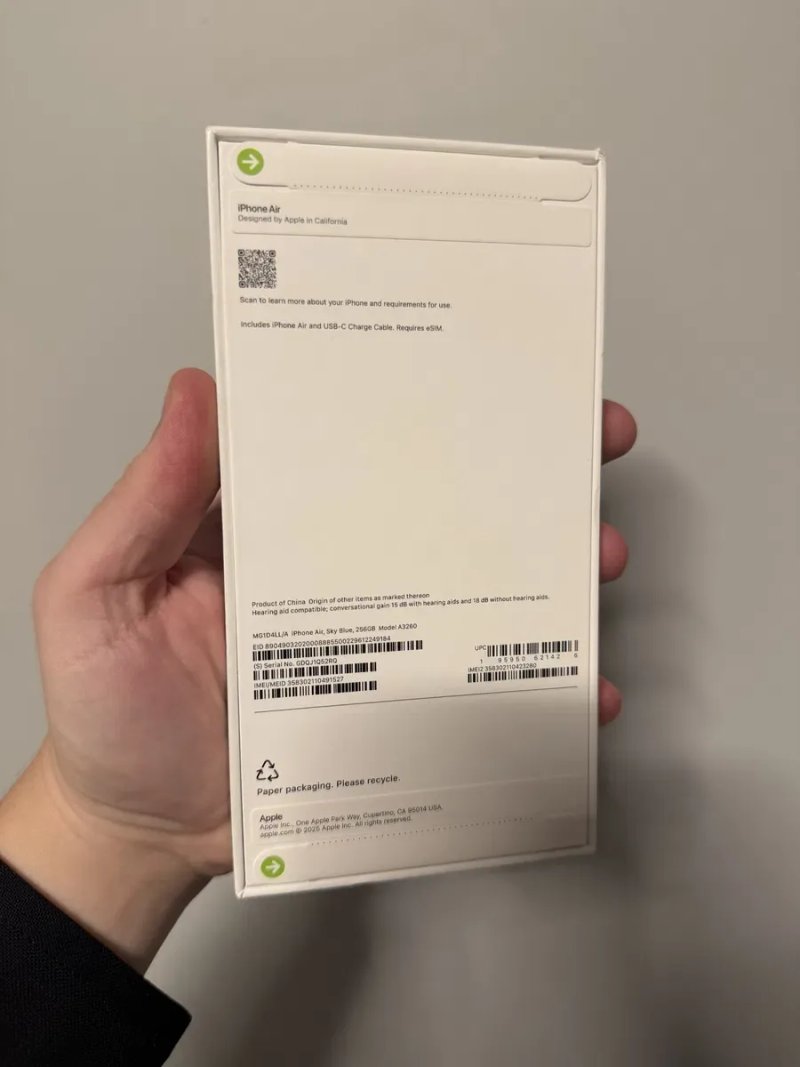 Apple iPhone Air 256GB Sky Blue (MG364, MG1D4, MG2P4) — фото 3