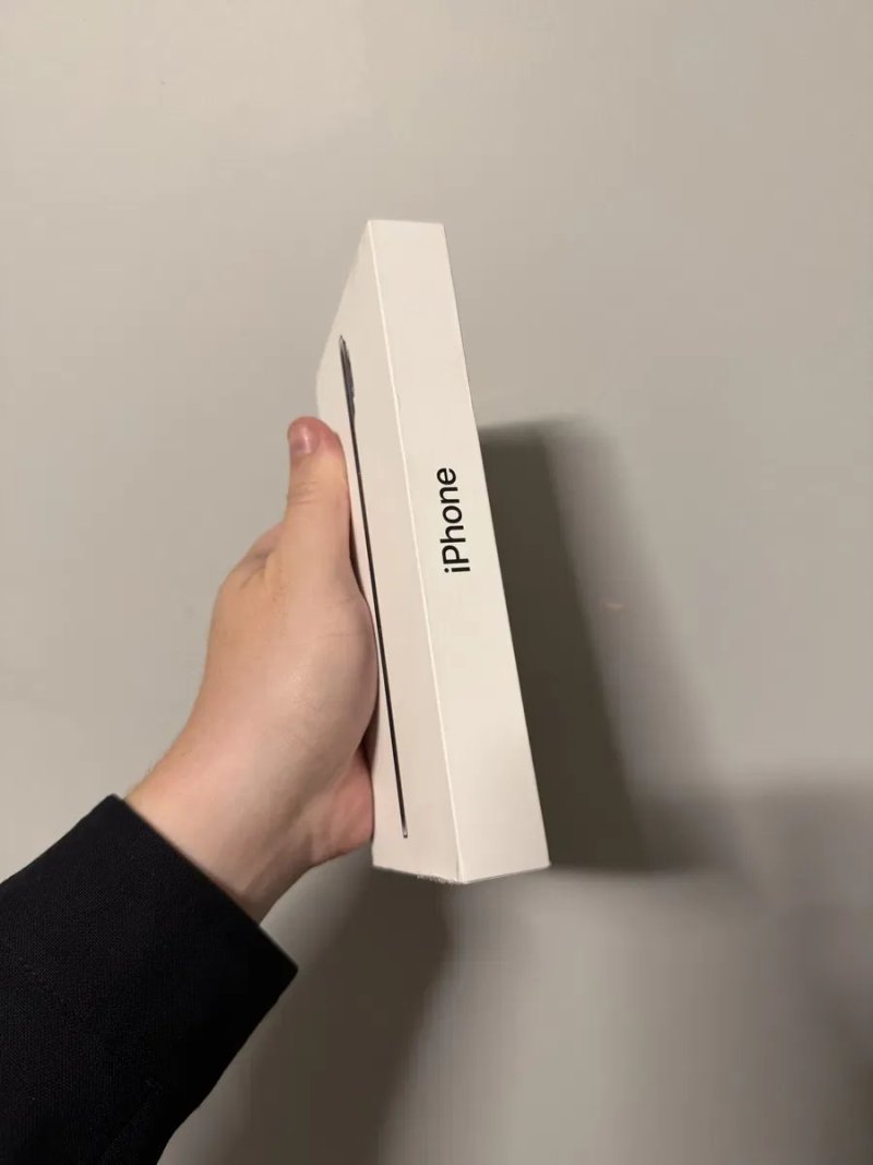 Apple iPhone Air 256GB. Space Black (MG314, MG184, MG2L4) — фото 2