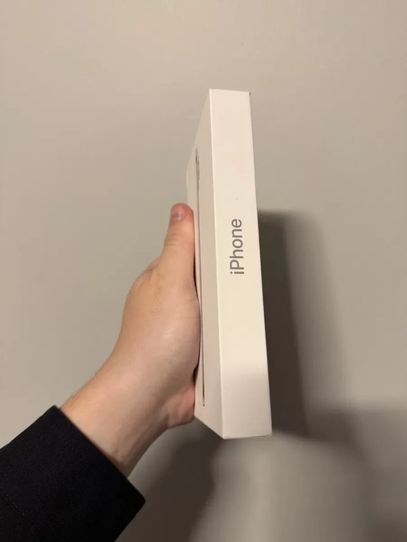 Apple iPhone Air 512GB Cloud White (MG394, MG1G4, MG2T4) — фото 2